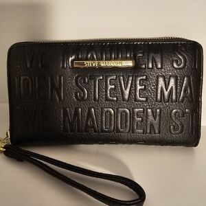 Steve Madden Embossed Black Wristlet Wallet